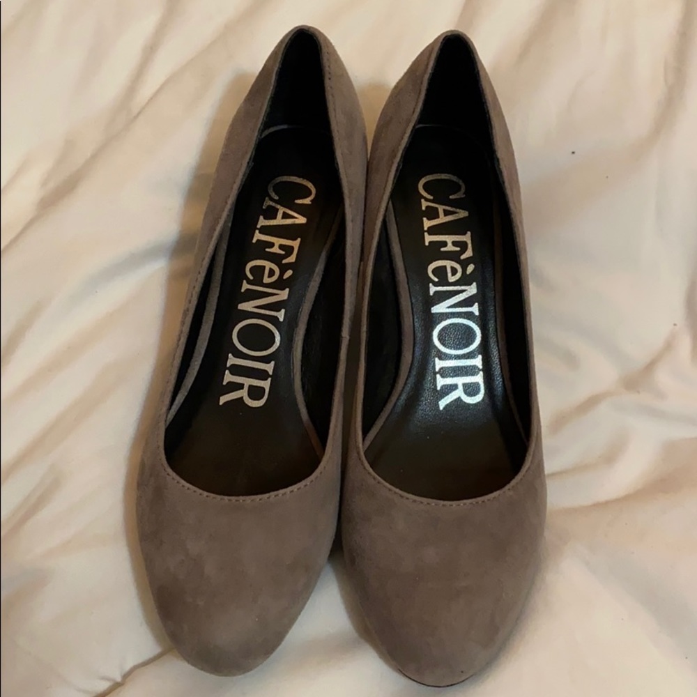 Brand new pair of grey suede pumps.